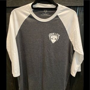 3/4 sleeve t shirt